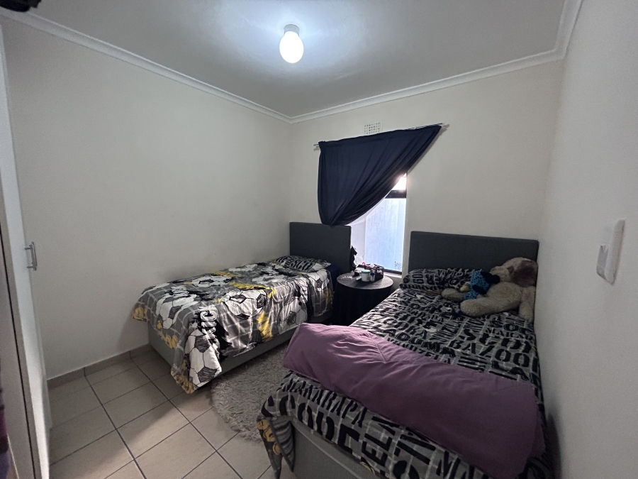 2 Bedroom Property for Sale in Parklands East Western Cape